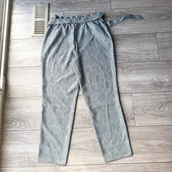 BCBGeneration Woven Tie Waist Pants - Picture 10 of 13
